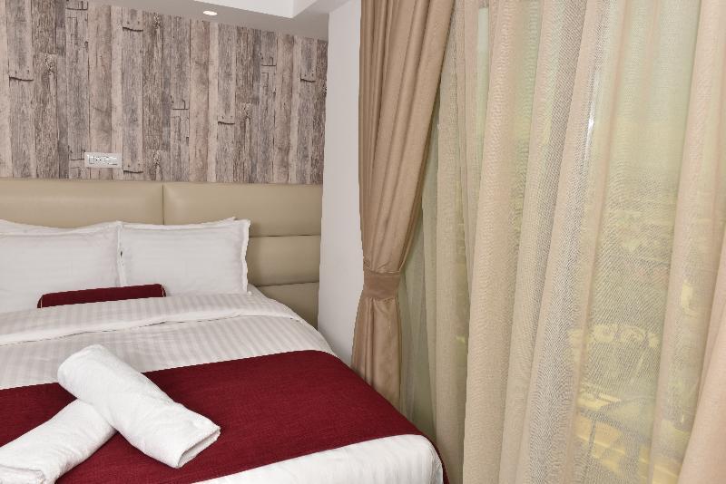 View Inn Boutique Hotel Skopje Bagian luar foto