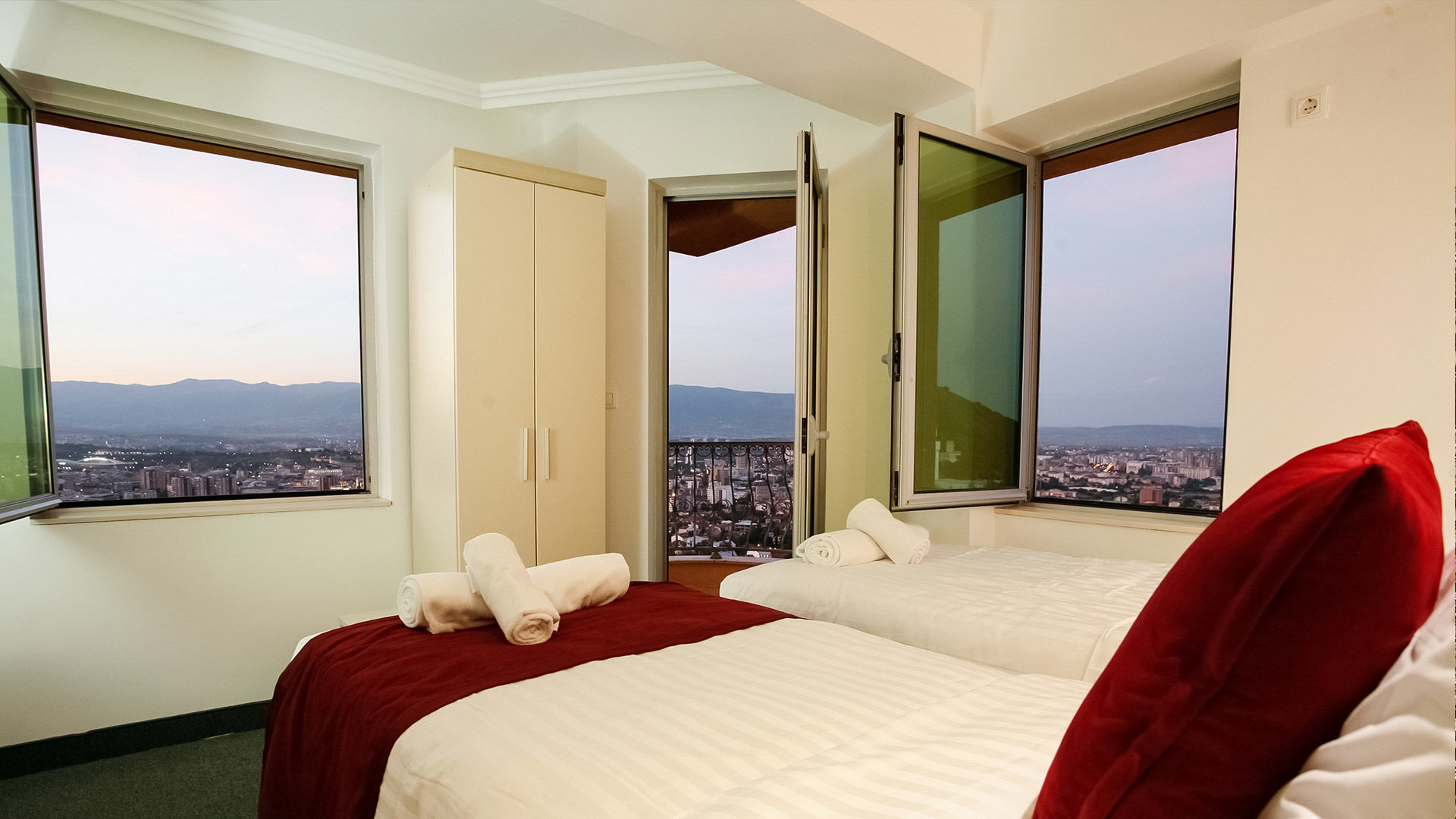 View Inn Boutique Hotel Skopje Bagian luar foto